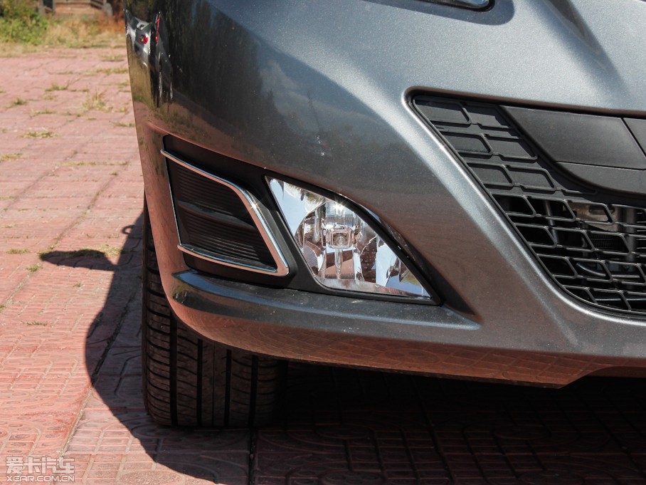 2012EϵЃɎ 1.5L ԄӘа