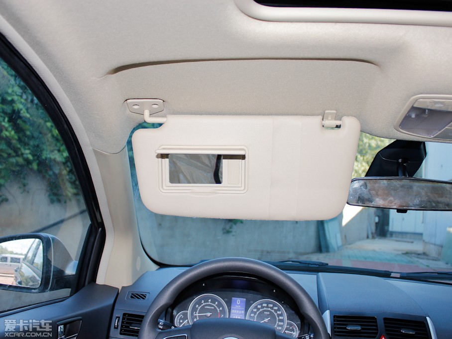 2012EϵЃɎ 1.5L ԄӘа