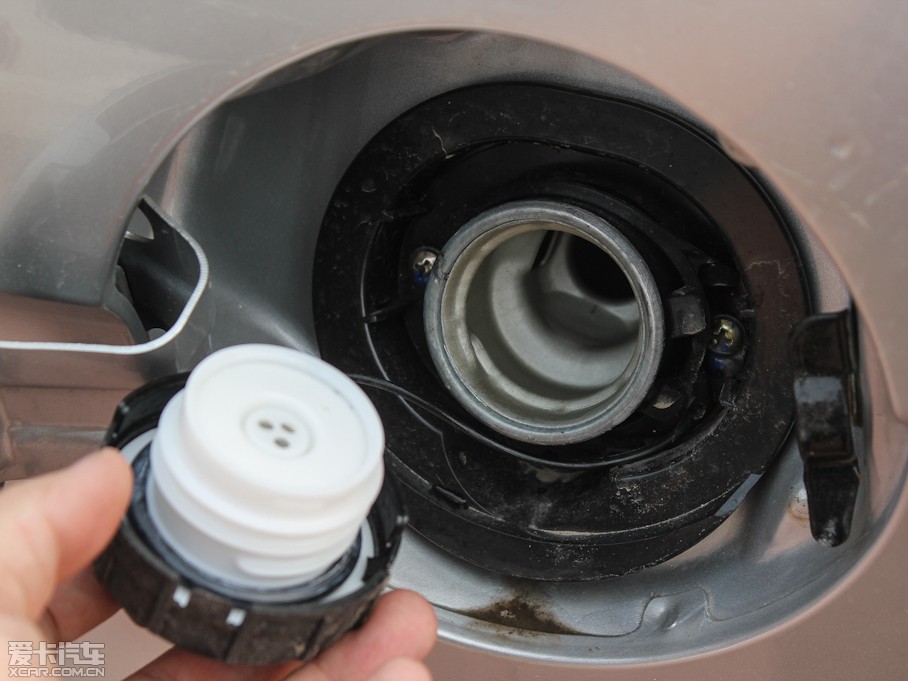 2012EϵЃɎ 1.3L քӘа