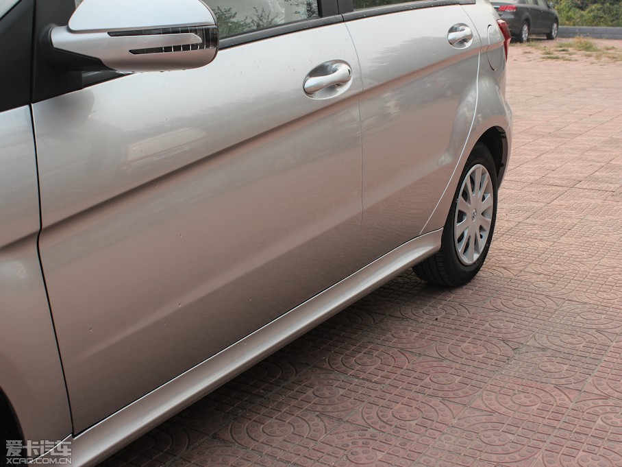 2012EϵЃɎ 1.3L քӘа