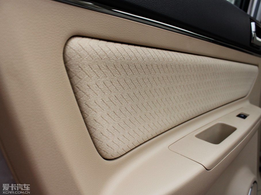 2012EϵЃɎ 1.3L քӘа