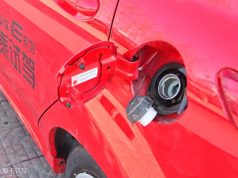 2012EϵЃɎ 1.3L քӘ