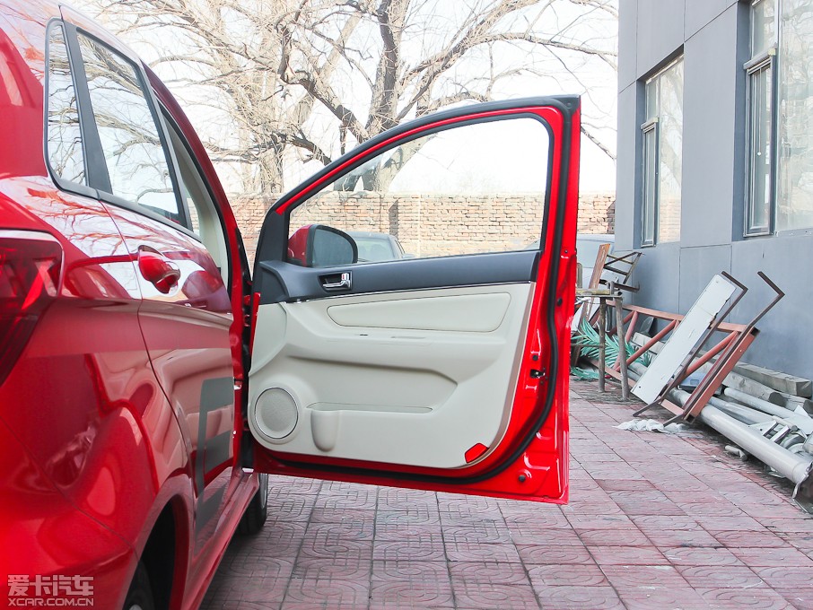 2012EϵЃɎ 1.3L քӘ