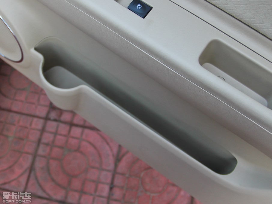 2012EϵЃɎ 1.3L քӘ