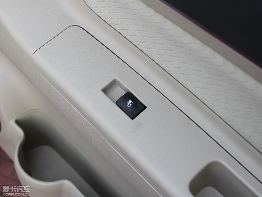 2012EϵЃɎ 1.3L ք(dng)