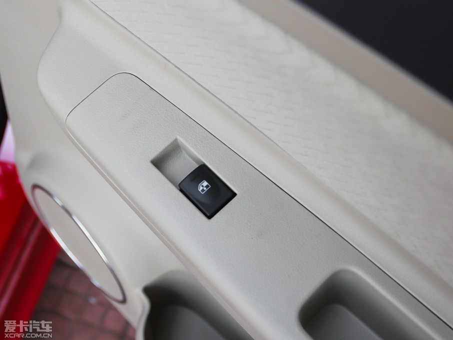 2012EϵЃɎ 1.3L քӘ