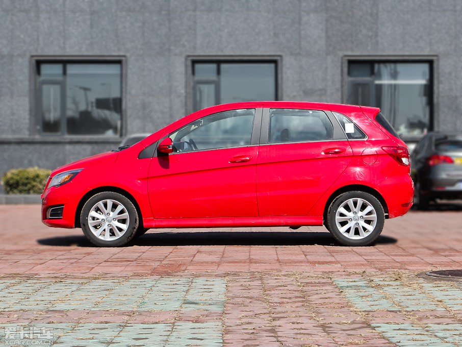 2012EϵЃɎ 1.5L քӘа