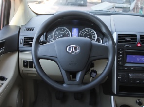 北京汽車2012款北京汽車E系列兩廂