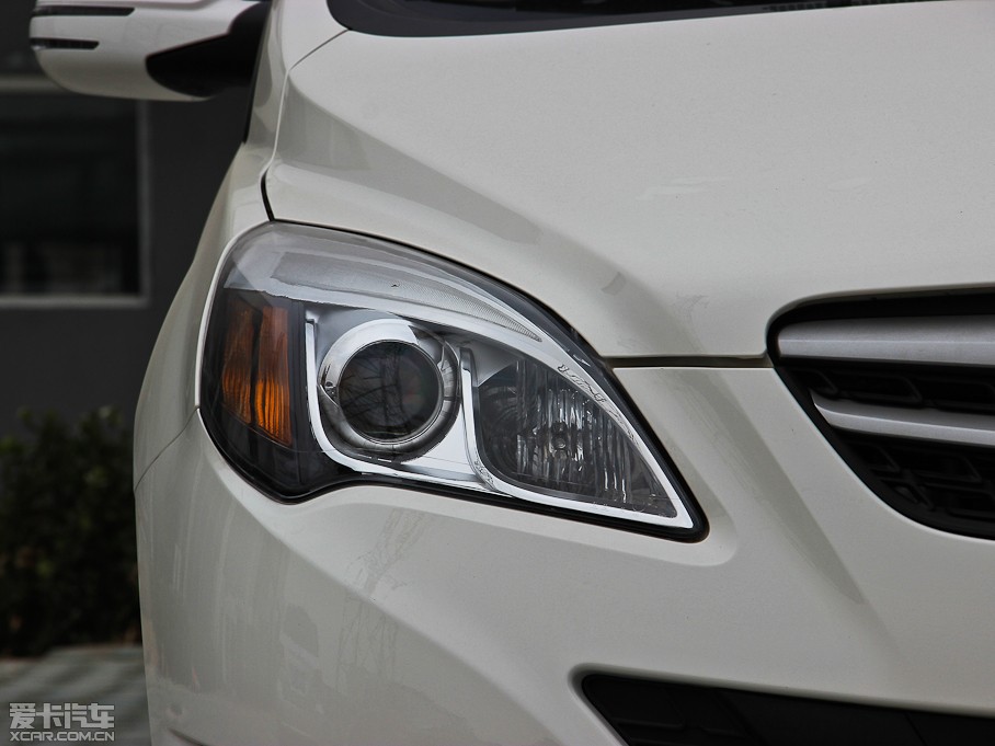 2013EϵЃɎ 1.5L Ԅ(dng)а