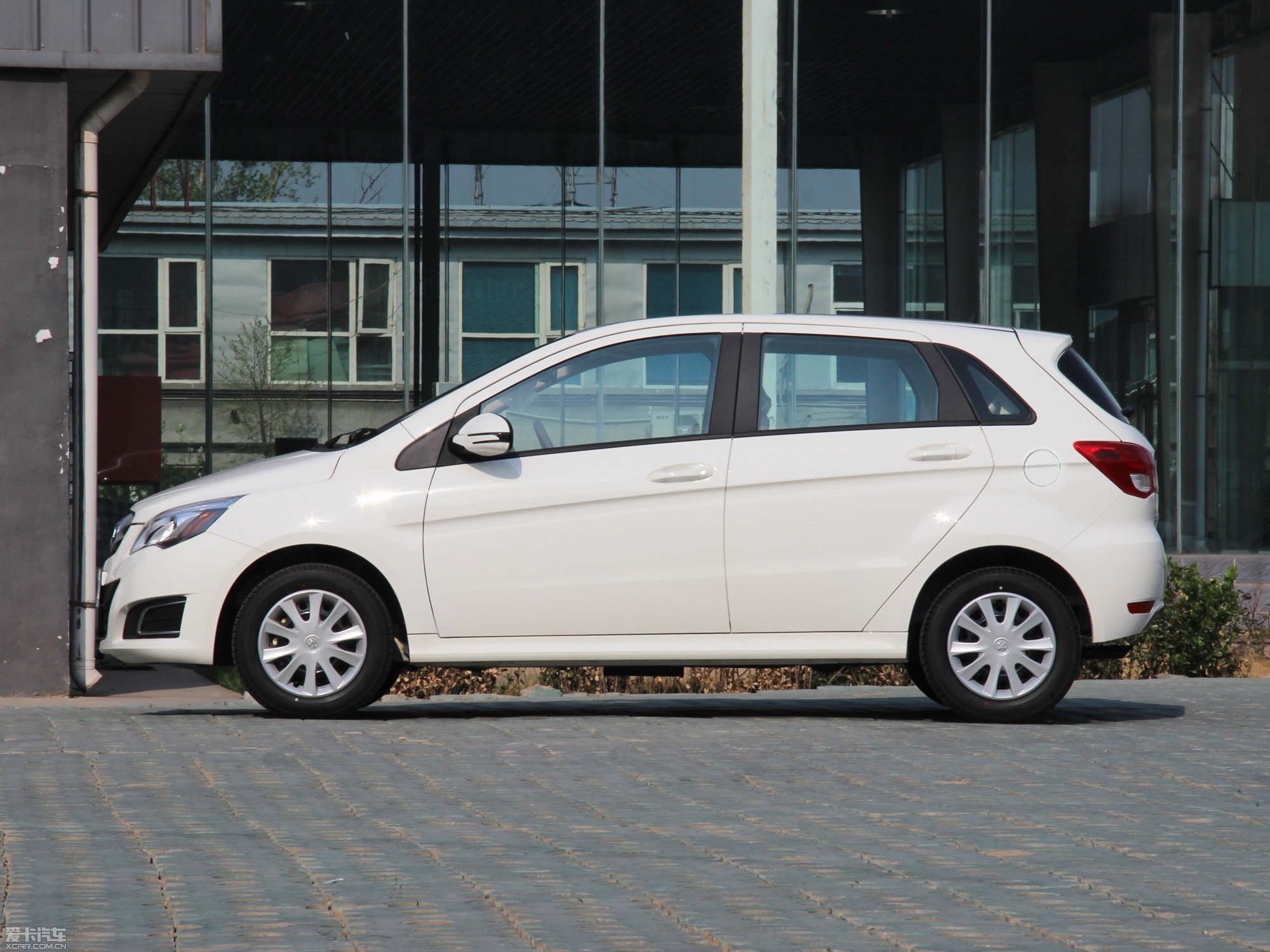 2013EϵЃɎ 1.3L քӘ