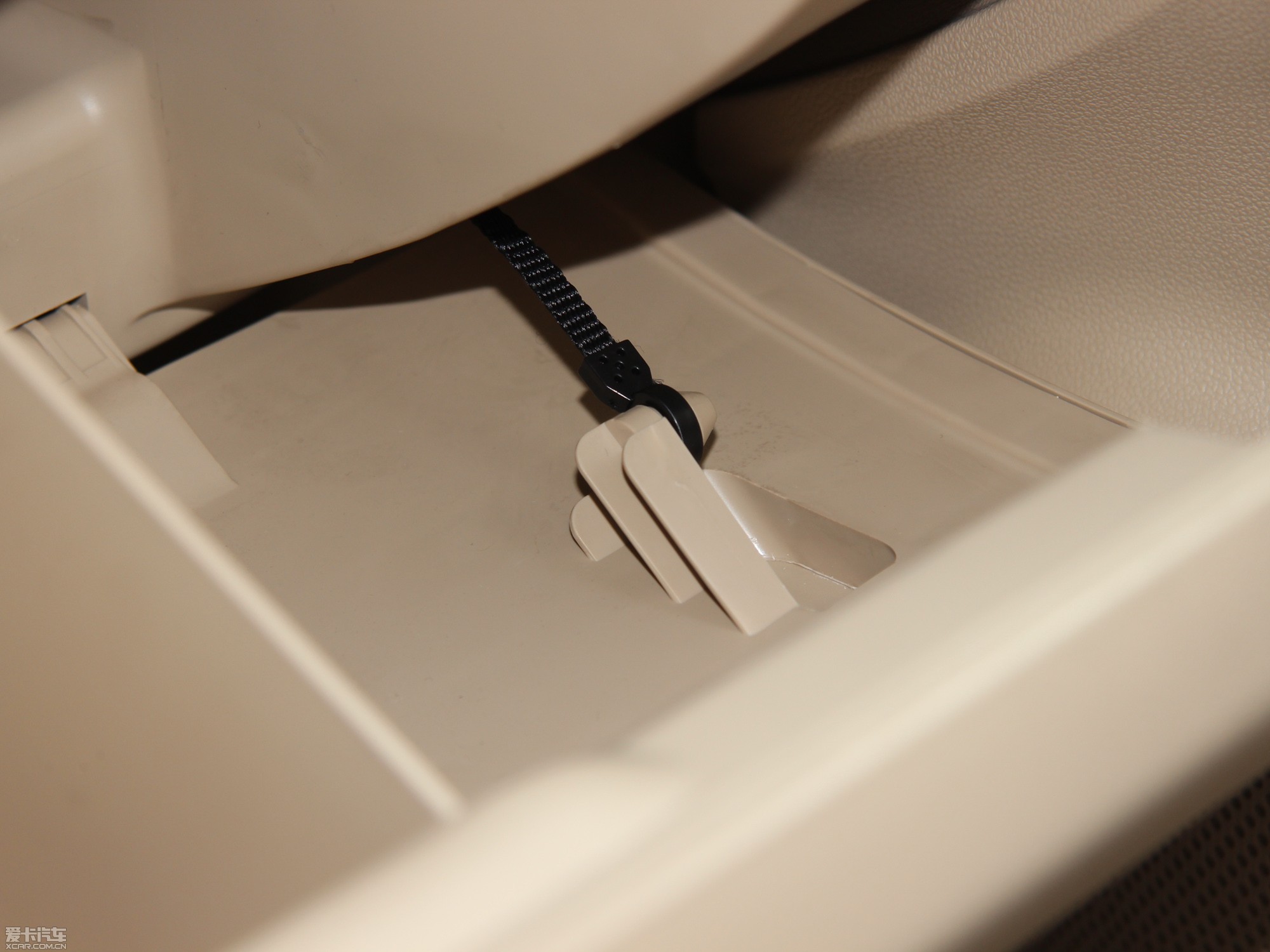 2013EϵЃɎ 1.3L քӘ