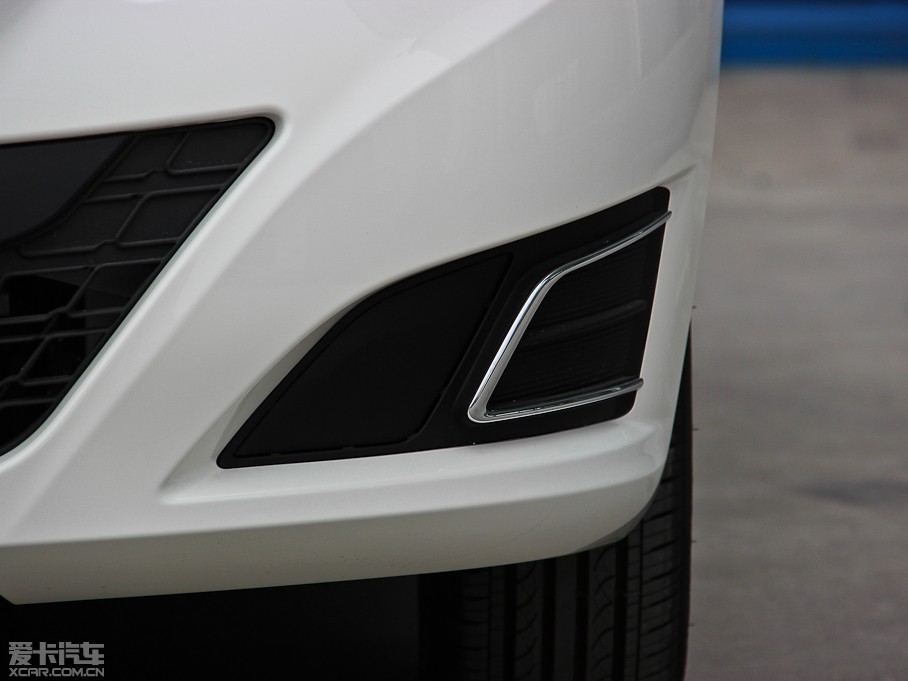 2013EϵЃɎ 1.5L ԄӘ