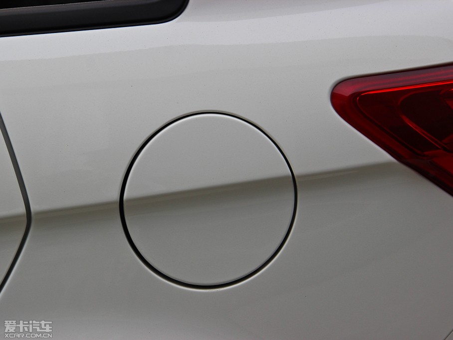 2013EϵЃɎ 1.5L ԄӘ