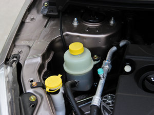 2013款1.5L 手动乐天版 其它