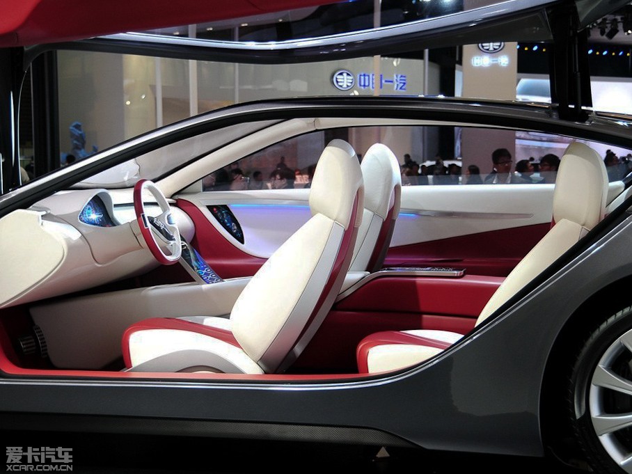2013款concept900概念车