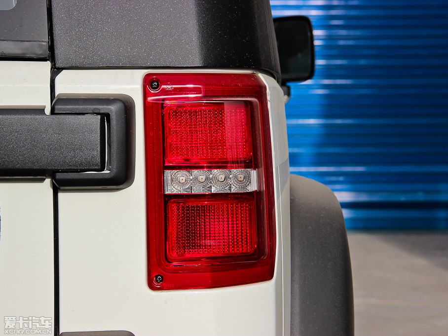 2014BJ40 2.4L քӴԽ