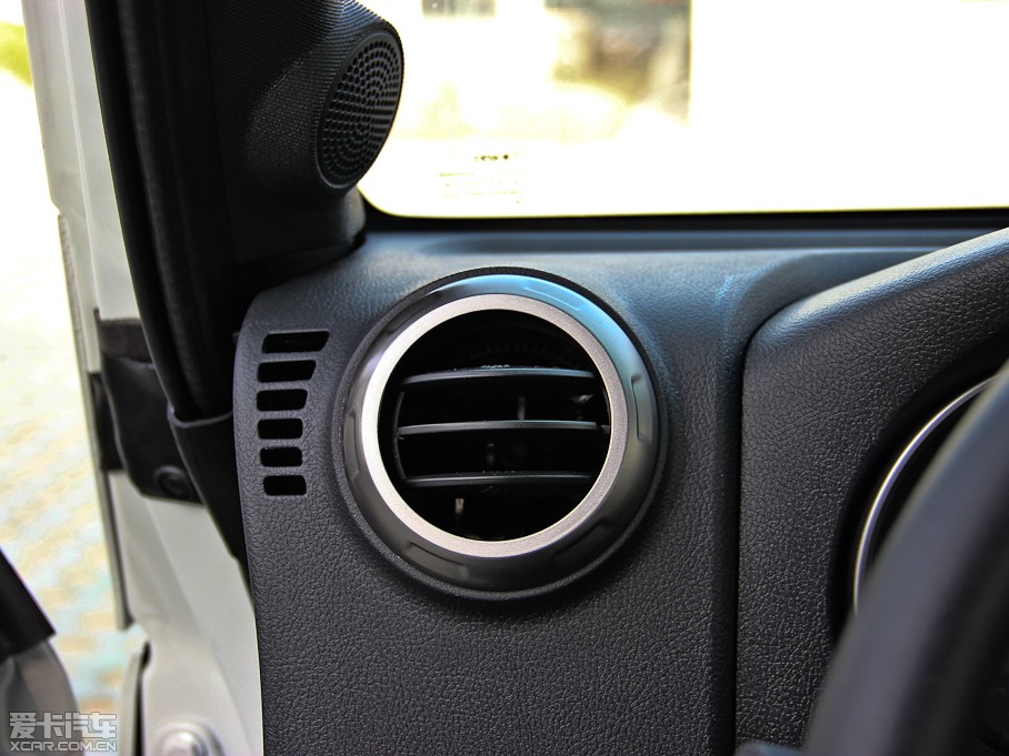 2014BJ40 2.4L քӴԽ