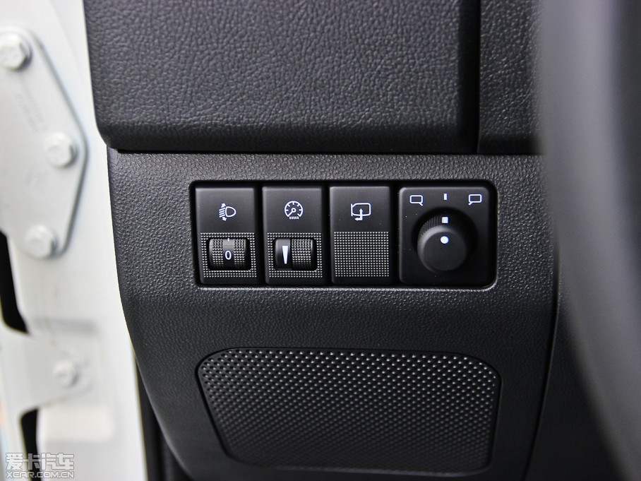 2014BJ40 2.4L քӴԽ