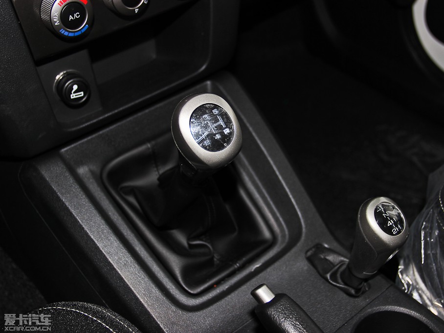 2014BJ40 2.4L քӴԽ