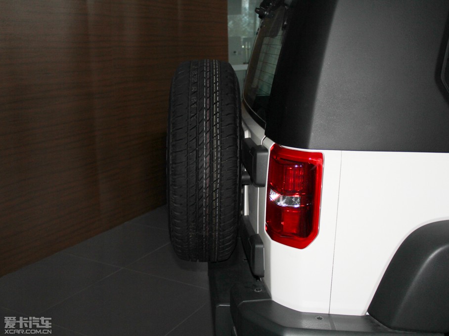 2014BJ40 2.4L քӴԽ