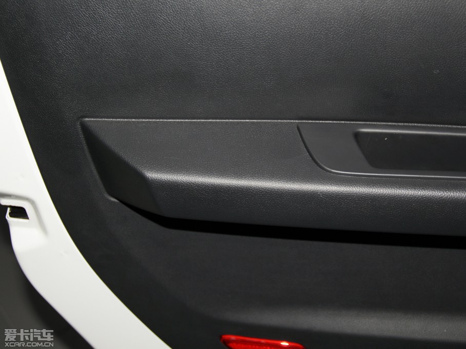 2014BJ40 2.4L քӴԽ