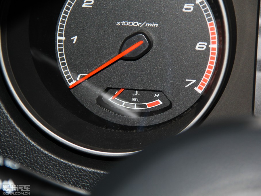 2014BJ40 2.4L քӴԽ