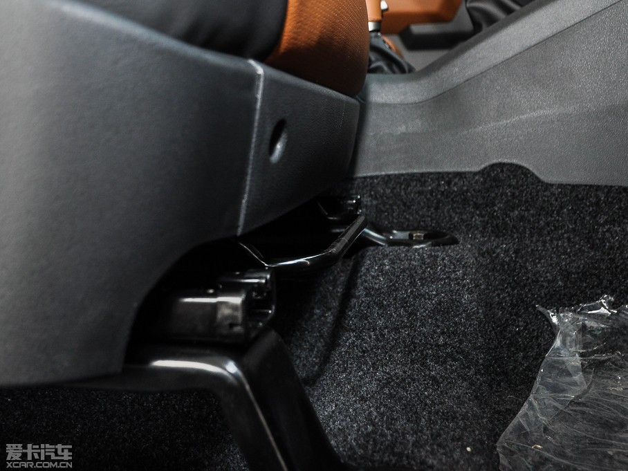 2014BJ40 2.4L քؽ