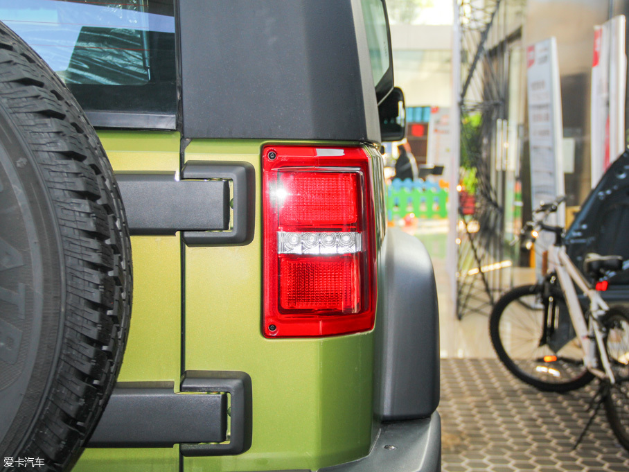 2014BJ40 2.4L քӴԽ