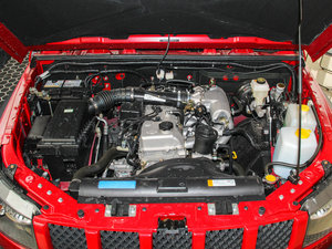 2014款2.4L 手动穿越版 发动机