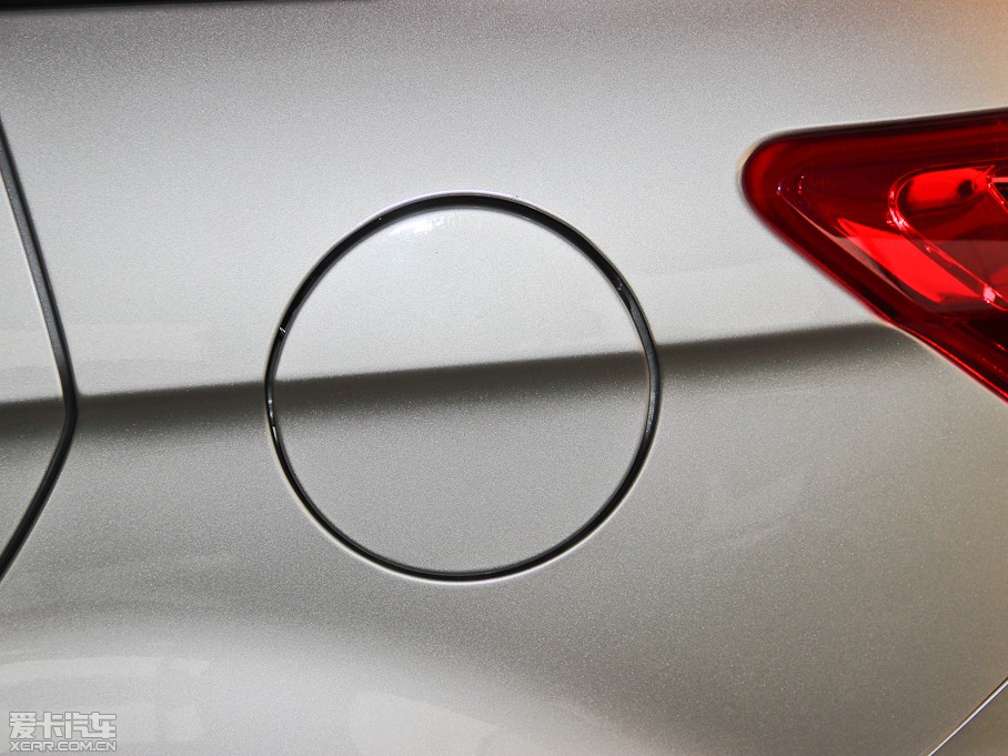 2014E150 EV 늄(dng)Ƽ