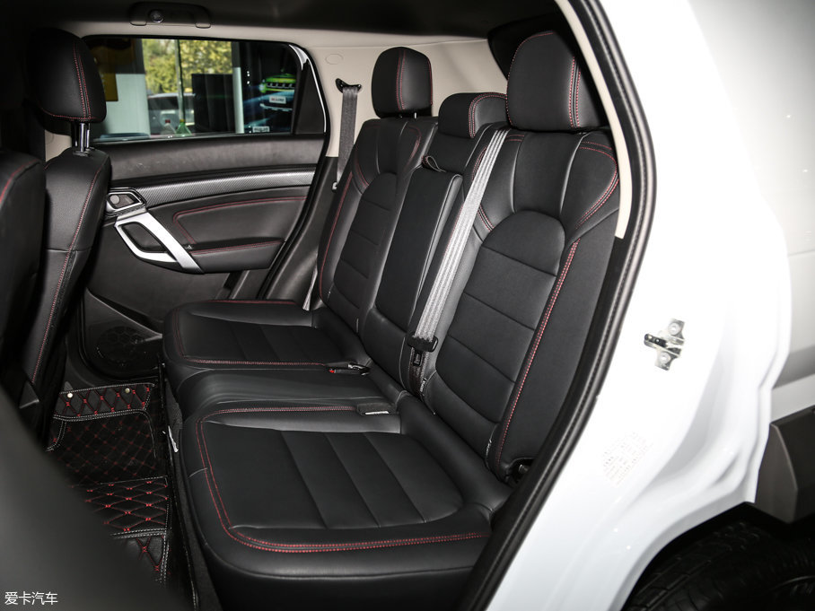 2016���BJ20 1.5T �քӺ��A��