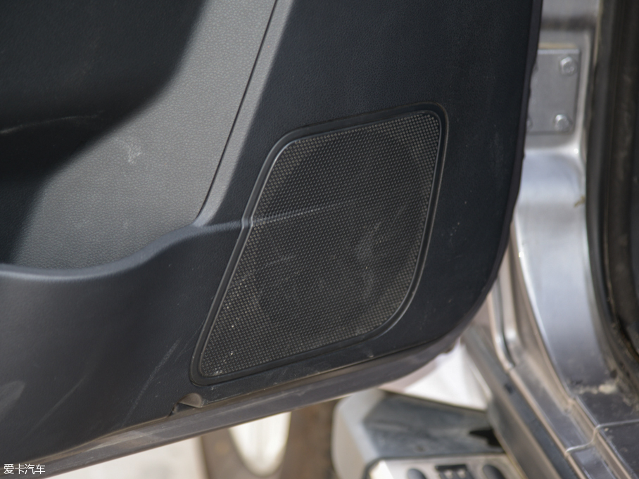 2016BJ80 2.3T Ԅ(q)F