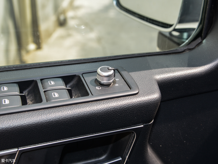 2016BJ80 2.3T ԄF