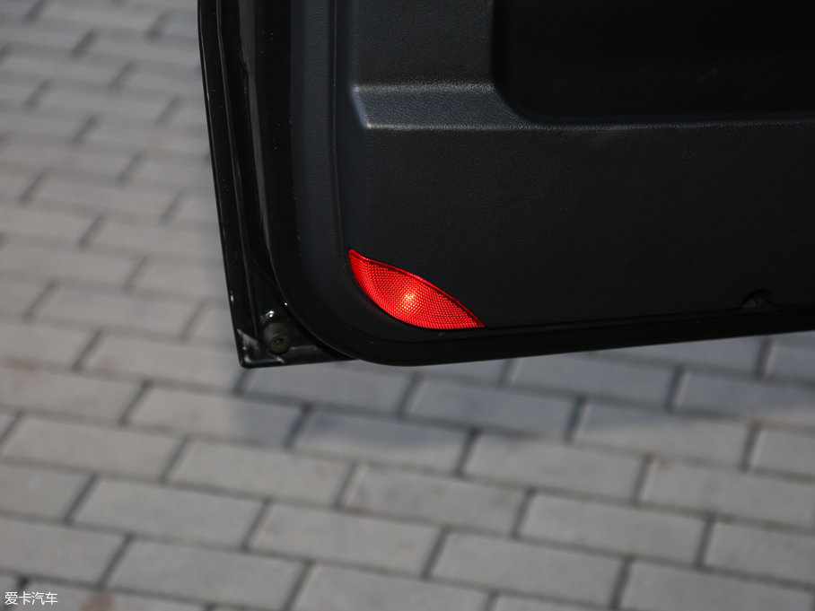 2016BJ80 2.3T ԄF