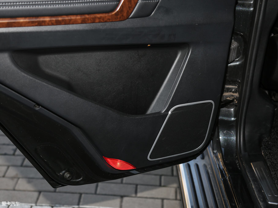 2016BJ80 2.3T ԄF