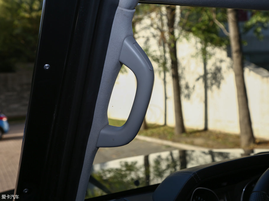 2016BJ80 2.3T ԄF