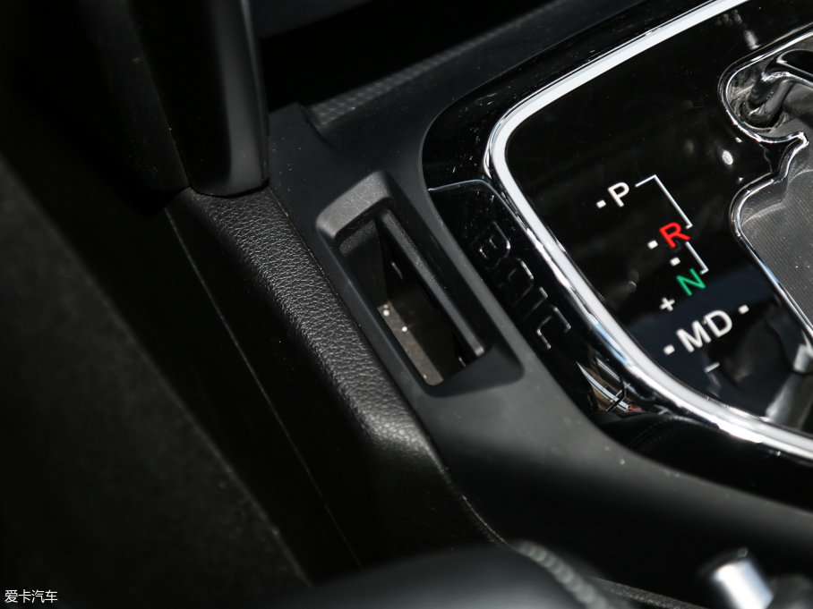 2016BJ80 2.3T ԄF