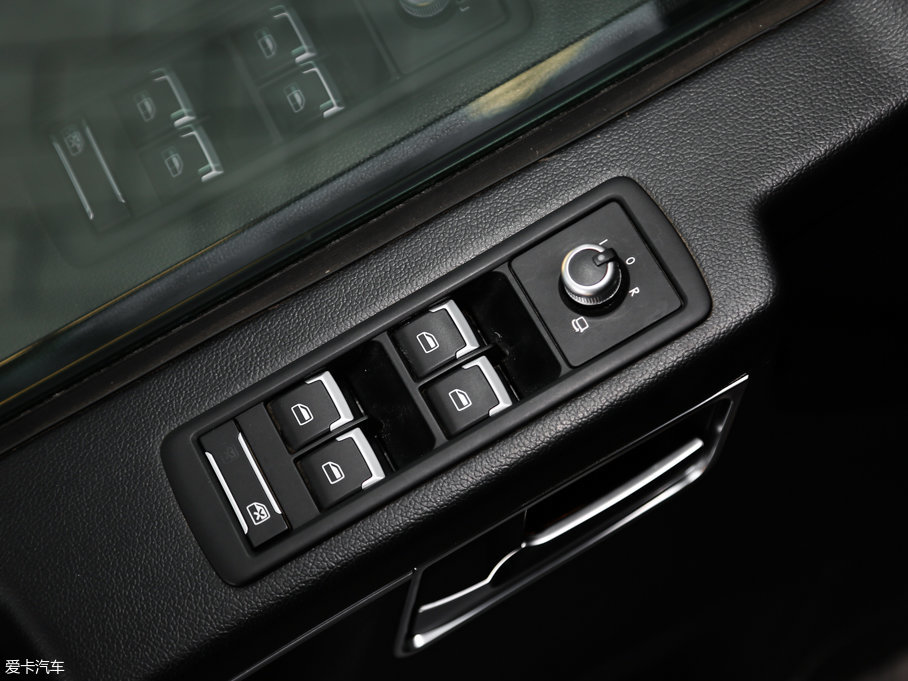 2016BJ80 2.3T ԄF