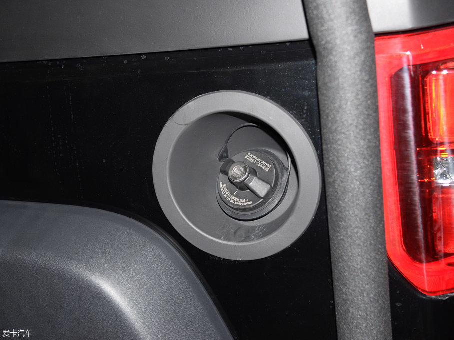 2016BJ40 L 2.3T Ԅ