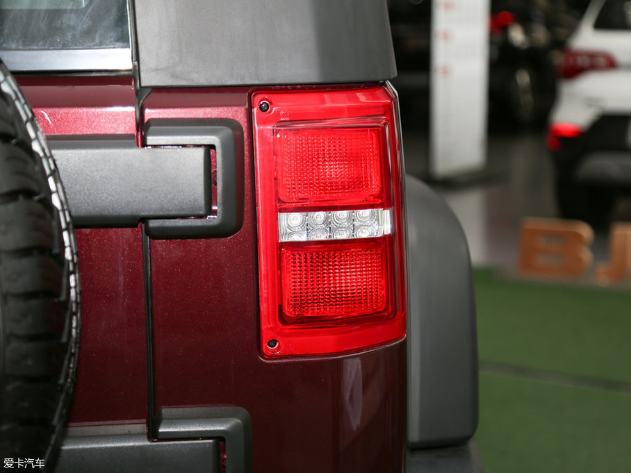 2016BJ40 L 2.3T Ԅ