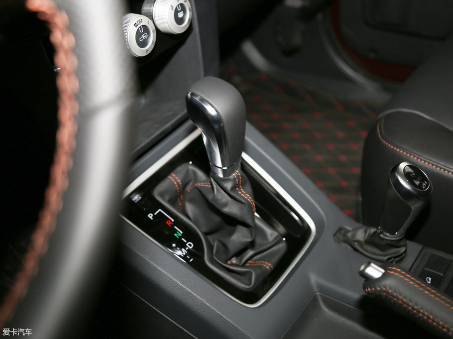 2016BJ40 L 2.3T Ԅ(q)