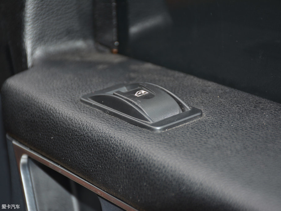 2017BJ80 2.3T l(wi)߰