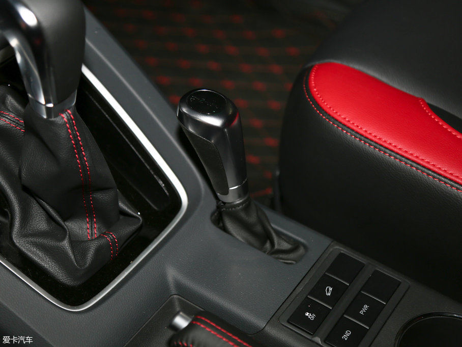 2017BJ40 L 2.3T Ԅӭh܊