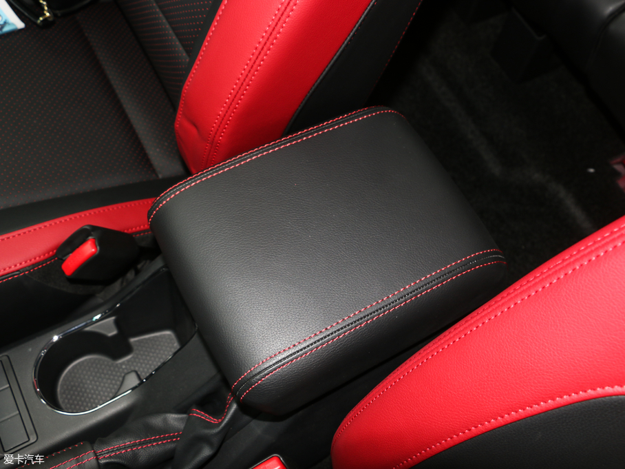 2017BJ40 L 2.3T քӭh܊