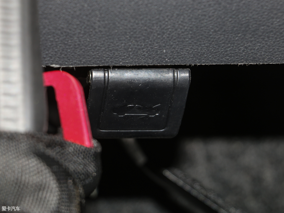 2017BJ40 L 2.3T ք(dng)h(hun)܊