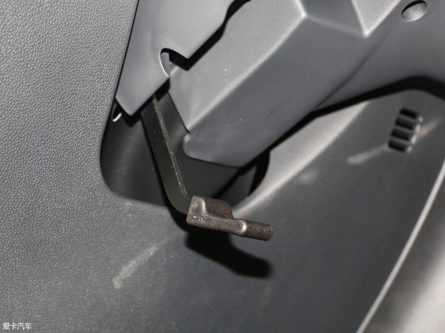 2017BJ40 L 2.3T քӭh܊