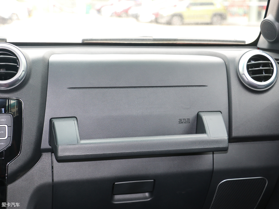 2017BJ40 L 2.3T ք(dng)h(hun)܊