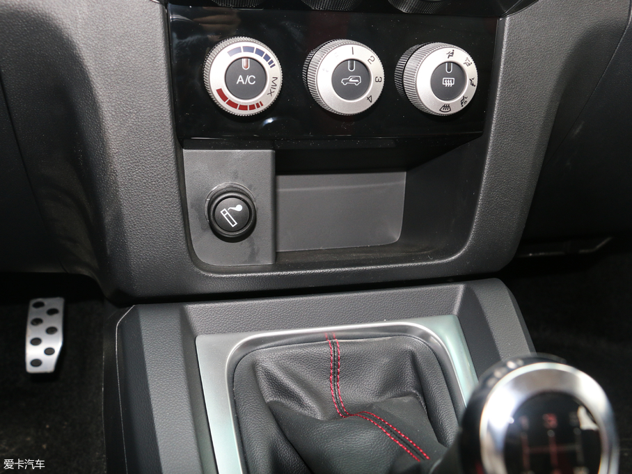 2017BJ40 L 2.3T քӭh(hun)܊