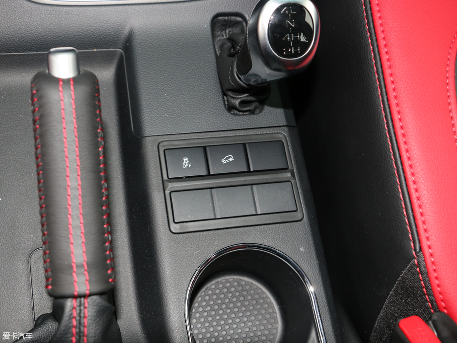 2017BJ40 L 2.3T ք(dng)h(hun)܊