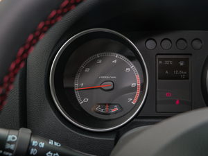 2017L 2.3T ք(dng)h(hun)܊ п؅^(q)